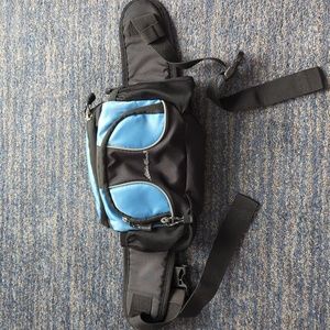 Practically new Eddie Bauer fanny pack